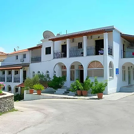 Yannis-corfu 3*