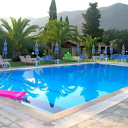 Yannis-corfu 3*