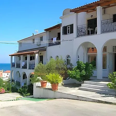 Yannis-corfu Hotel 3*