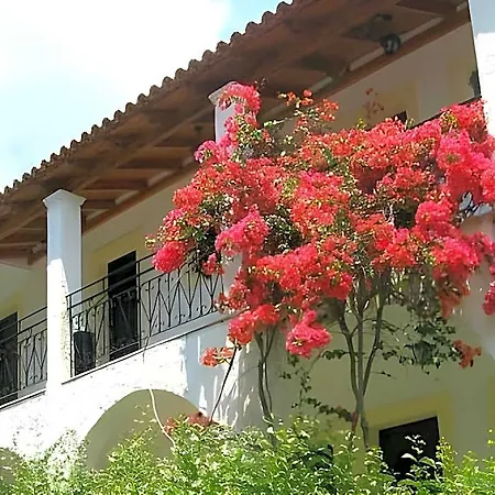 Yannis-corfu Hotel Liapades