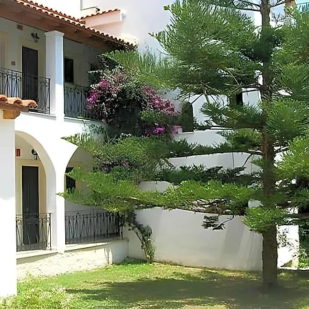 Yannis-corfu 3* Liapades