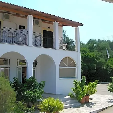 Yannis-corfu 3*