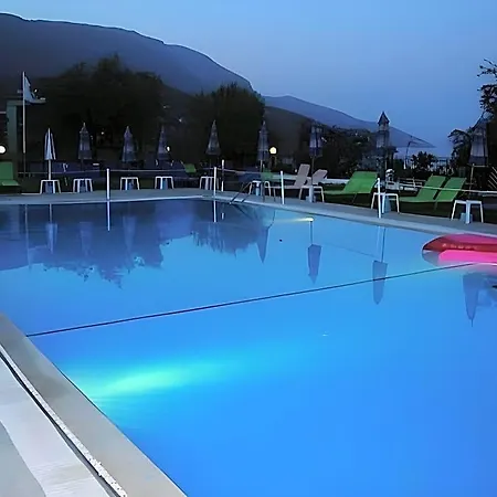 Yannis-corfu 3*